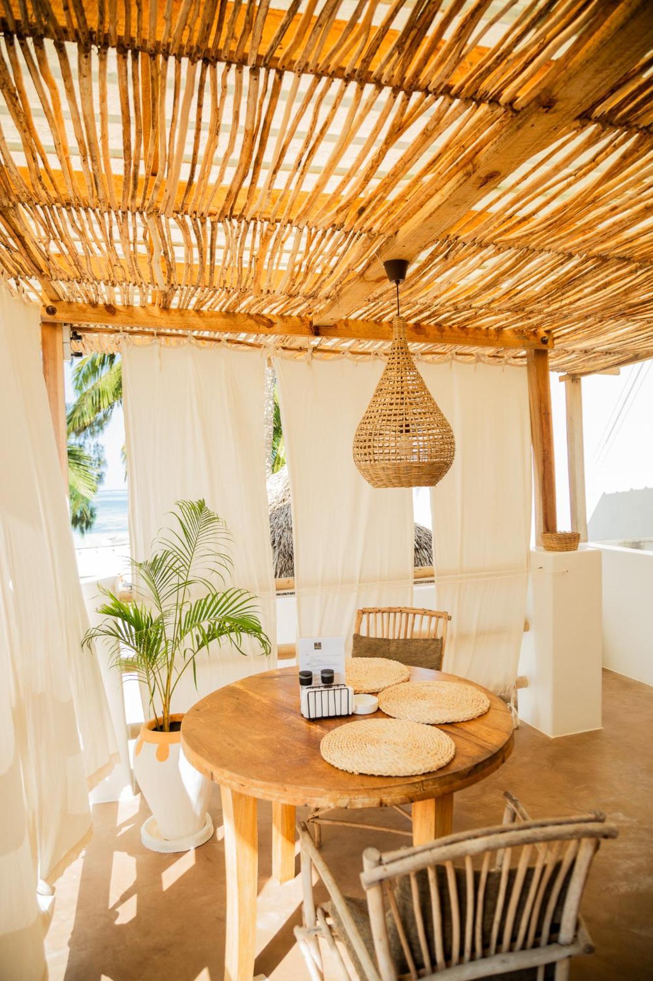Boho Boutique Hotel - Beachfront , Adults Only , Private Pool Kiwengwa  Esterno foto